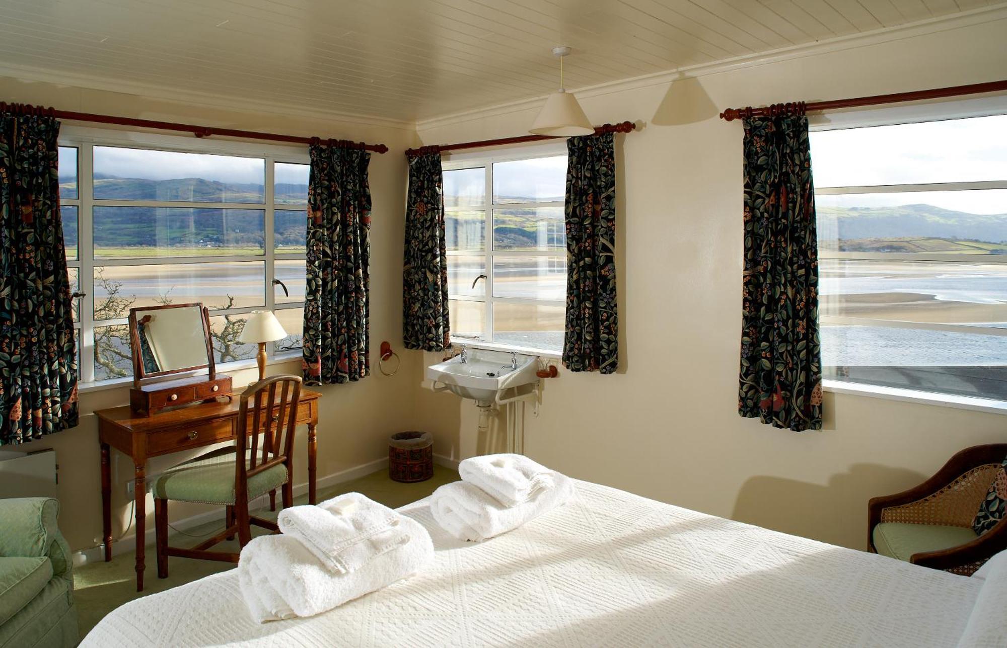 Portmeirion Village & Castell Deudraeth Porthmadog Bagian luar foto