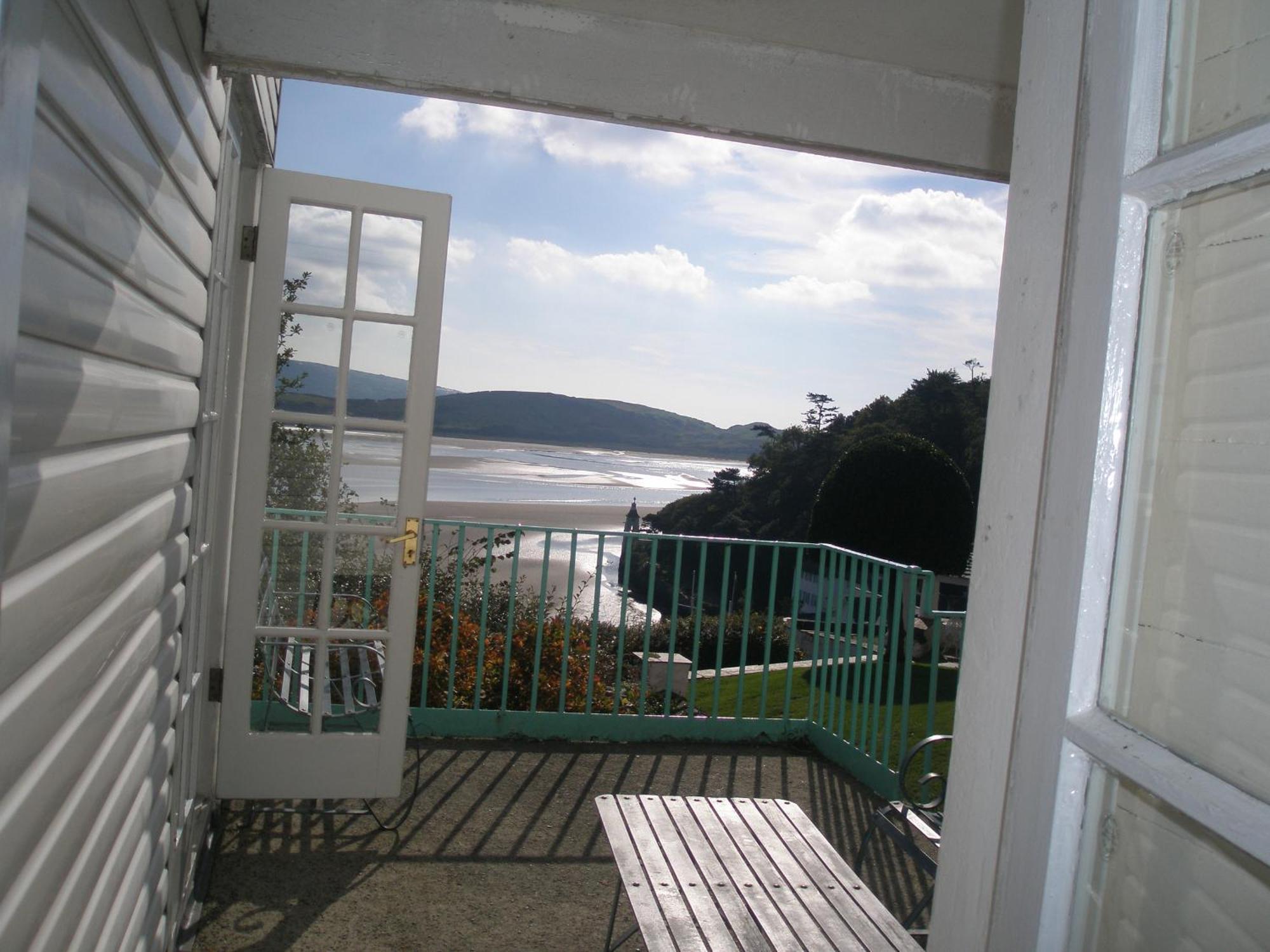 Portmeirion Village & Castell Deudraeth Porthmadog Bagian luar foto
